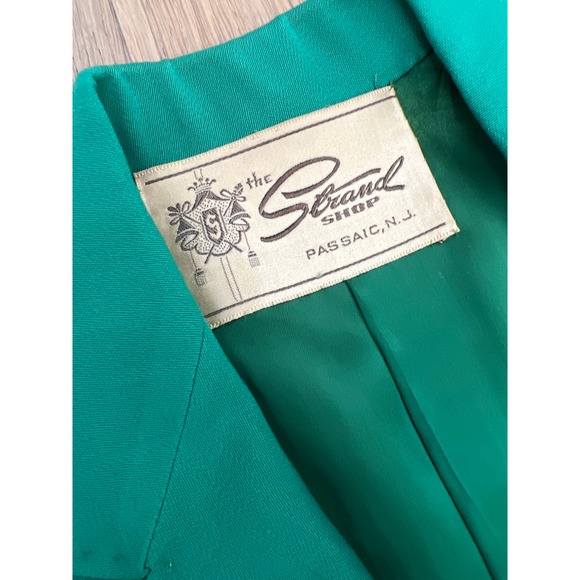 Emerald green wool blazer pencil skirt suit by Tailorbrooke in Botany Stand shop - Picture 7 of 10